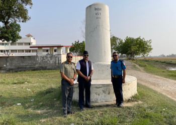 सिमा_स्तम्भ_निरिक्षण_२.jpg